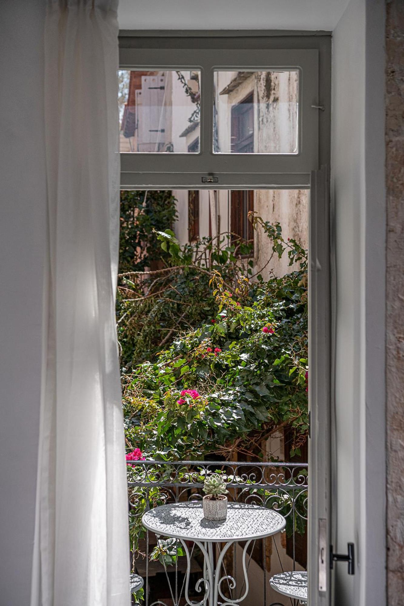 Отель Porto Vecchio Ханья Экстерьер фото